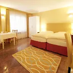 아파트 Depandance Garni Golf