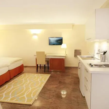 Depandance Garni Golf アパート