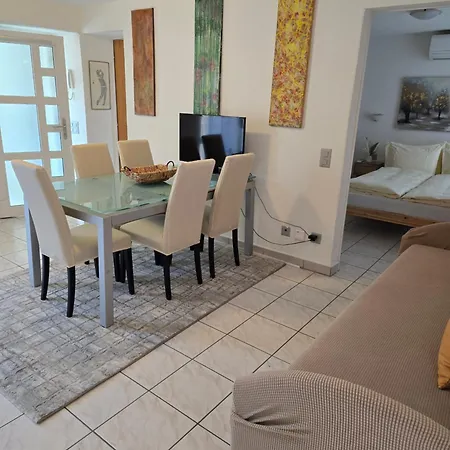 Depandance Garni Golf Apartman Ascona